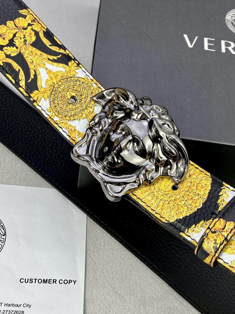 VERSACE